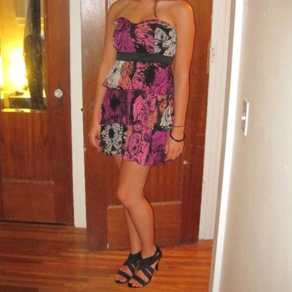 Forever21 Strapless Floral/Butterfly Dress - Picture 3 of 5